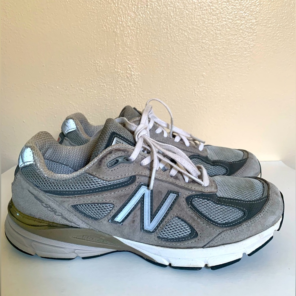 New Balance 990V4